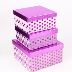 Boîte à bonbons carrée avec couvercles pour fournitures de mariage