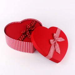 Boîte à bonbons en forme de coeur rouge avec ruban pour goodies, chocolat, bonbons, fleurs et cadeaux