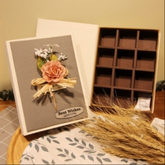 Boîte cadeau Chocoalte en forme de livre à impression personnalisée pour la Saint-Valentin